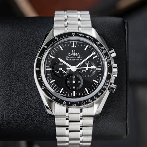 is omega speedmaster quartz|Omega Speedmaster price list.